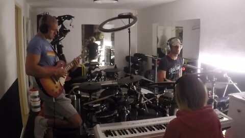 5/9/22 - round2 - B minor chill groove Space Trance Rock jam PIANO, GUITAR & DRUMS improv - JHE