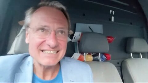 Die Sperrfrist nach deiner Verwarnung ist abgelaufen und du kannst wieder Inhalte erstellen und