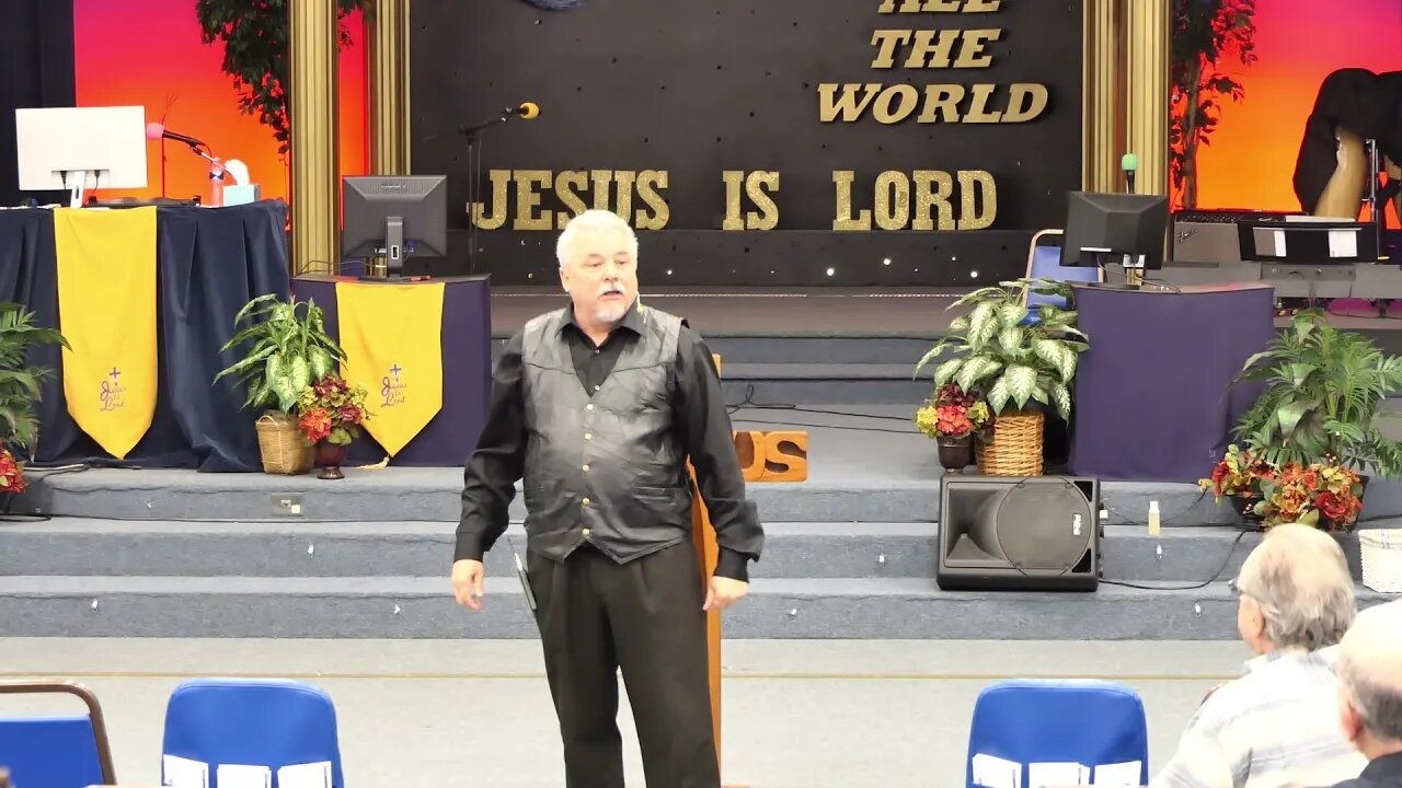 Living In The Miraculous by Dr Michael H Yeager