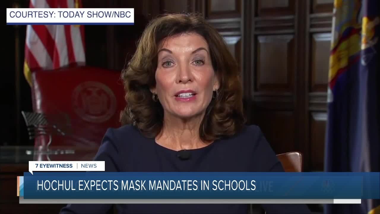 Kathy Hochul expects students to wear masks