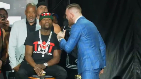 Conor McGregor ROASTS Floyd Mayweather: "You Can't Even Read!"