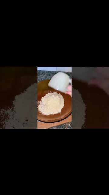 PANQUECA DE BANANA DOS MINIONS 🍌😋 | Receitas #Shorts