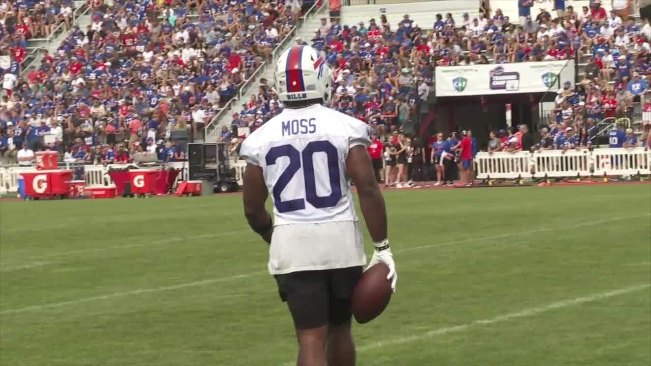 Bills running back Devin Singletary impressed with Zack Moss' camp performance