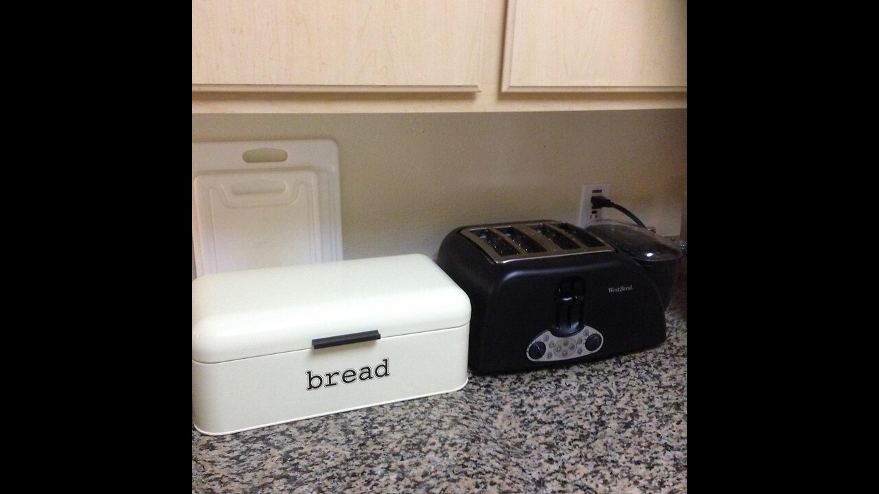 Juvale Vintage Stainless Steel Bread Box (Red 16.75 x 9 x 6.5 in)