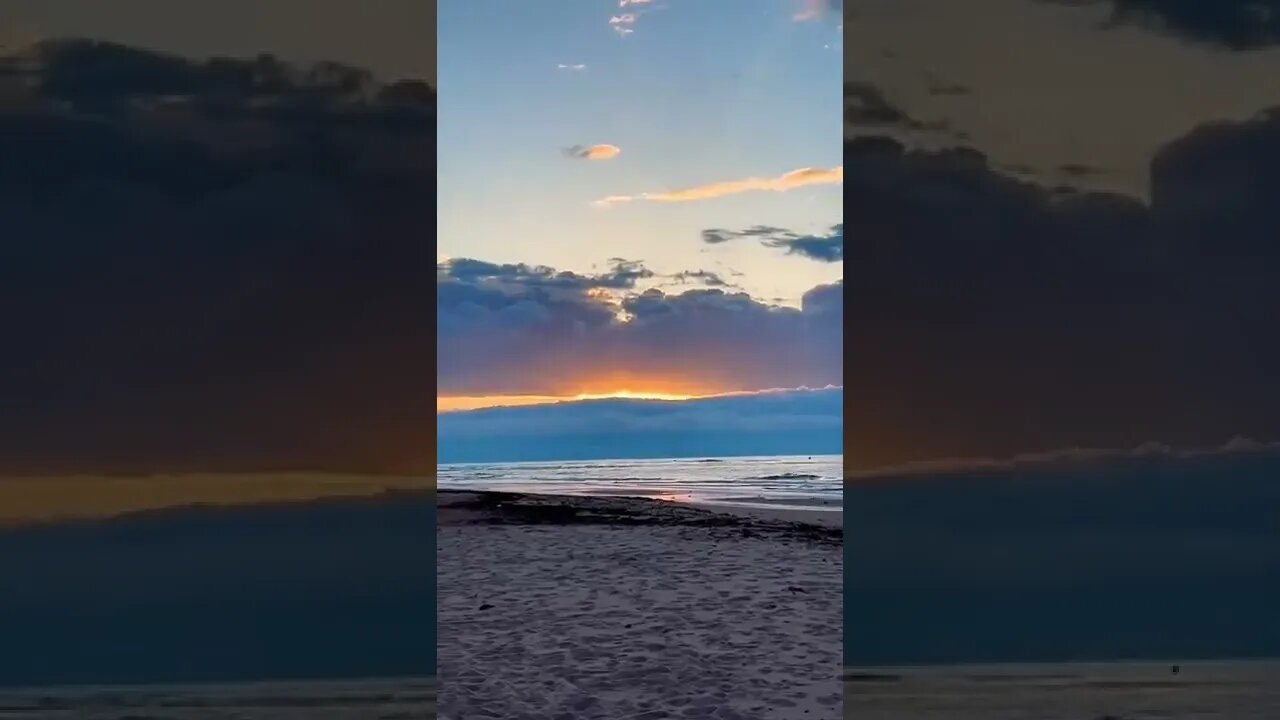 Big clouds at the beach