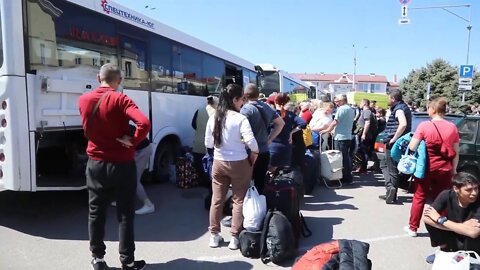 Russian servicemen ensured the safe evacuation of 127 citizens from Russia, Syria, Azerbaijan, Moldova, Tajikistan and Ukraine from the territory of Kherson region