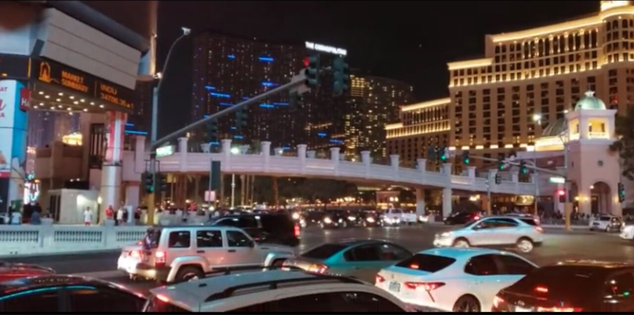 View of Las Vegas's nighttime street scene