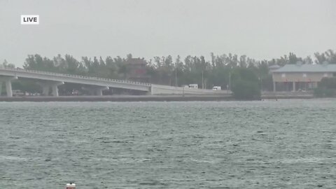 Winds pick up off Sanibel Causeway