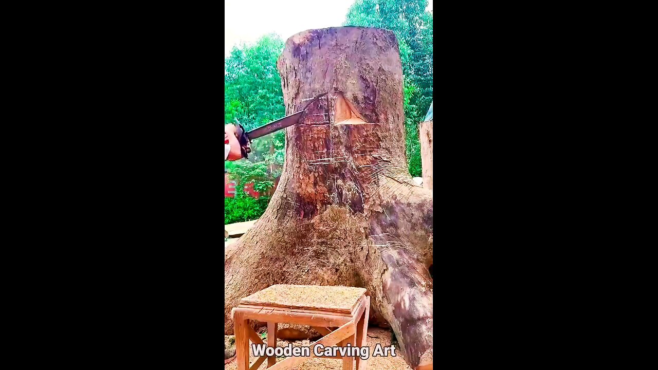 Tree Trunk Carving Art