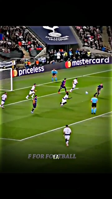 Rakitic Oppa Gangam Style (short video)