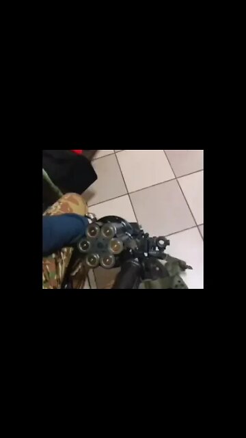 🇵🇱🇺🇦Polish multi-shot grenade launcher RGP-40 in service with the Ukrainian military.