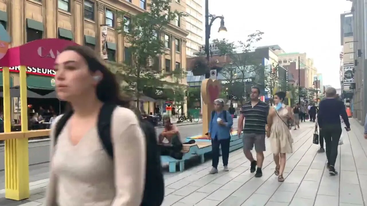 Ste-Catherine Animated Street