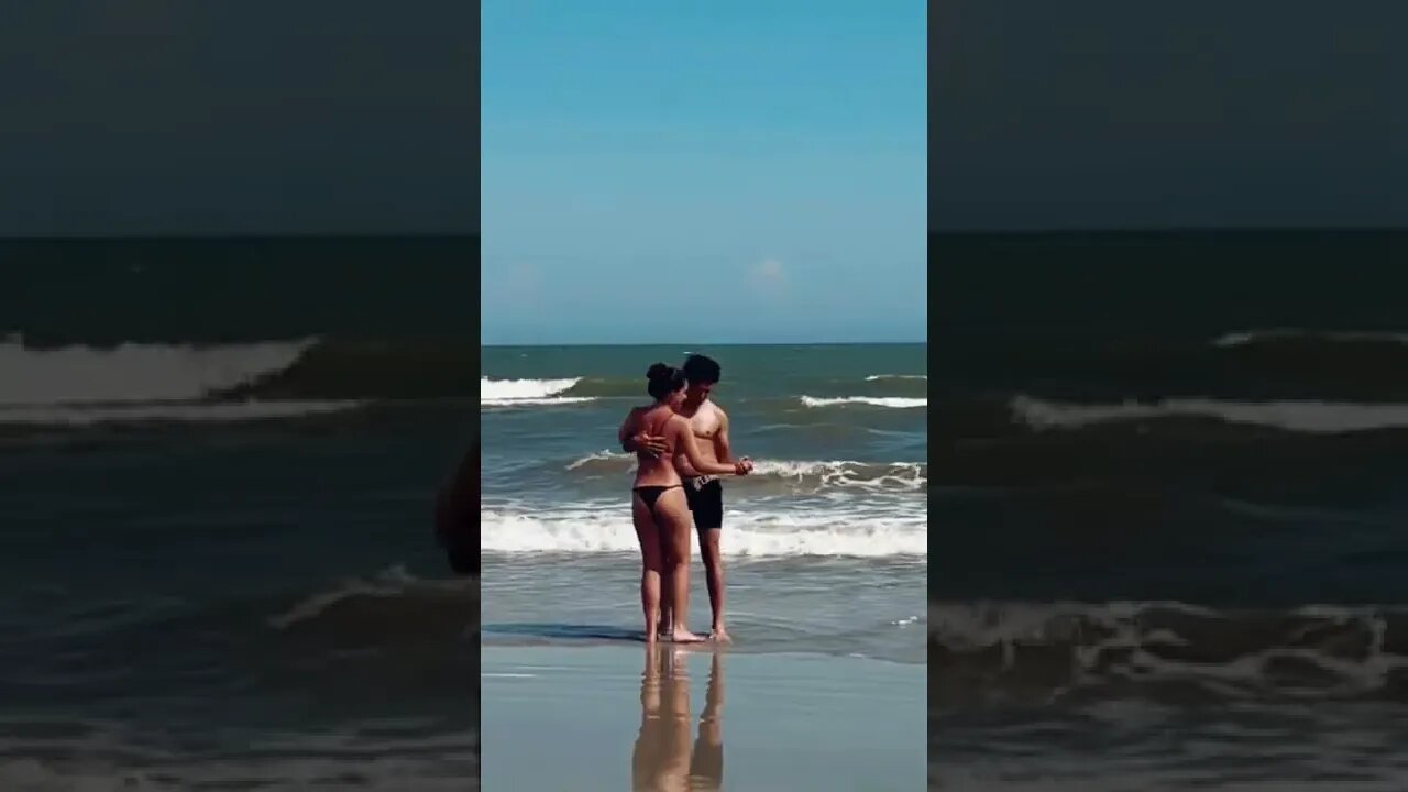 Slow Dancing on the beach #shorts #slowdancing #dancingonthebeach