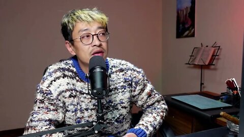 比利时女选手哭诉被无理隔离 20220204_E297