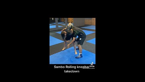 Sambo Rolling Knee bar