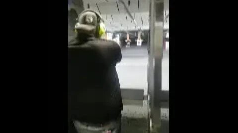 Shooting a 9mm Mauser Broom Handle