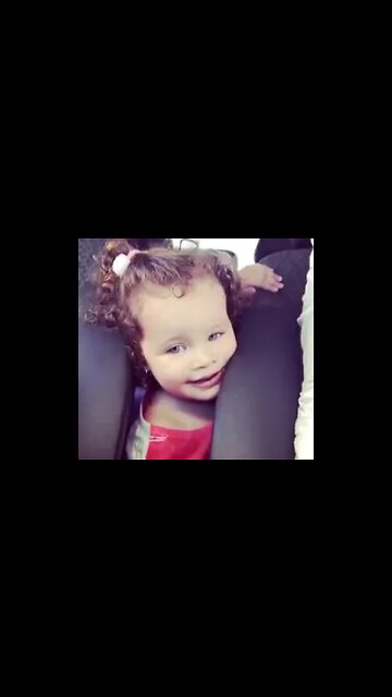 MEU CHOCOLATE SUMIU - Looking for chocolate - #shorts #linda #bebe