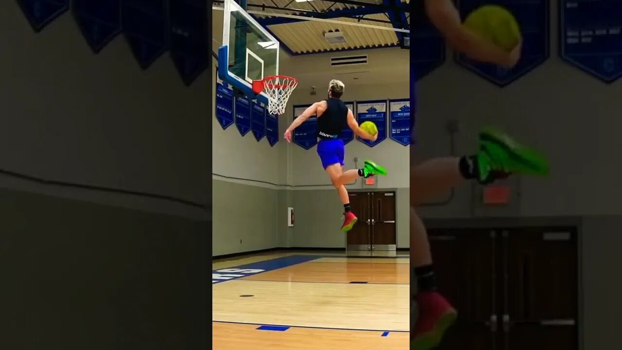 INCREDIBLE DUNK 😲🚀 #Shorts