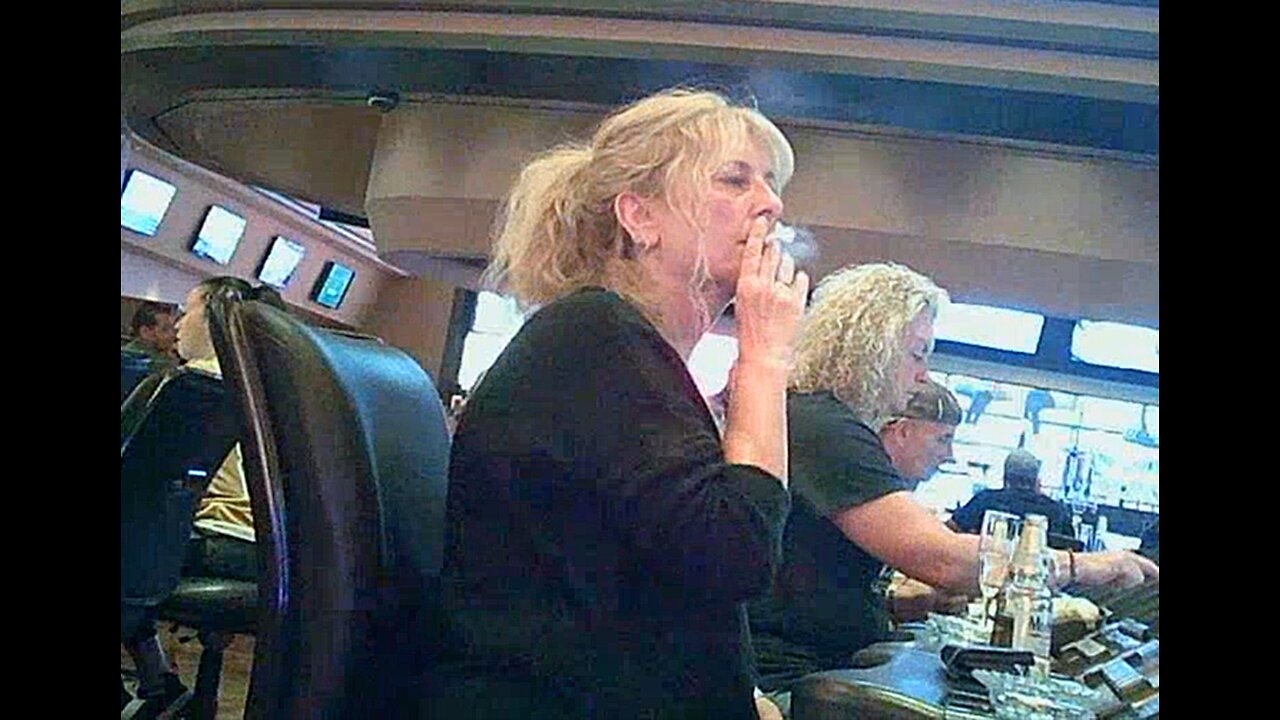 Candid Smoking Sexy Woman 67