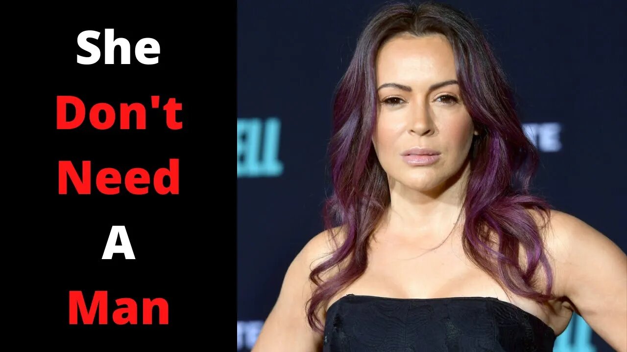 Alyssa Milano DESTROYED On Twitter For One Of The Dumbest Tweets Ever