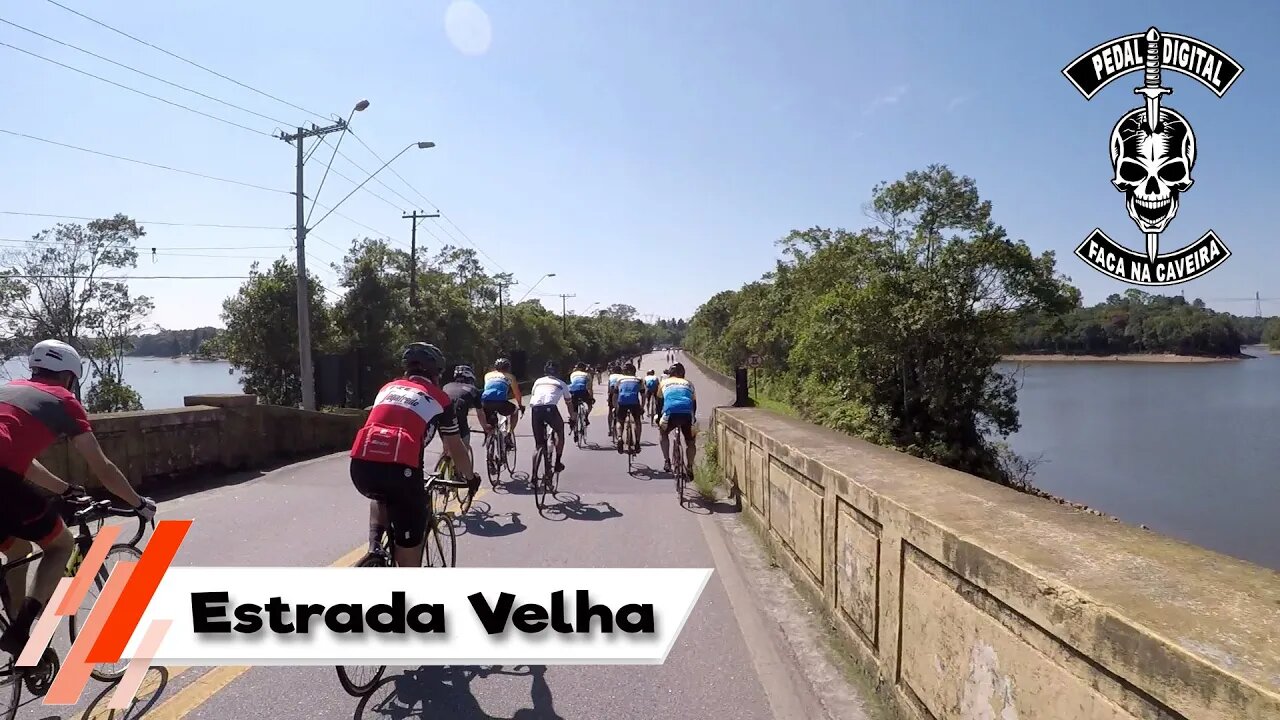 Caminho do Mar, conhecido como Estrada Velha, com a galera da Equipe Superação