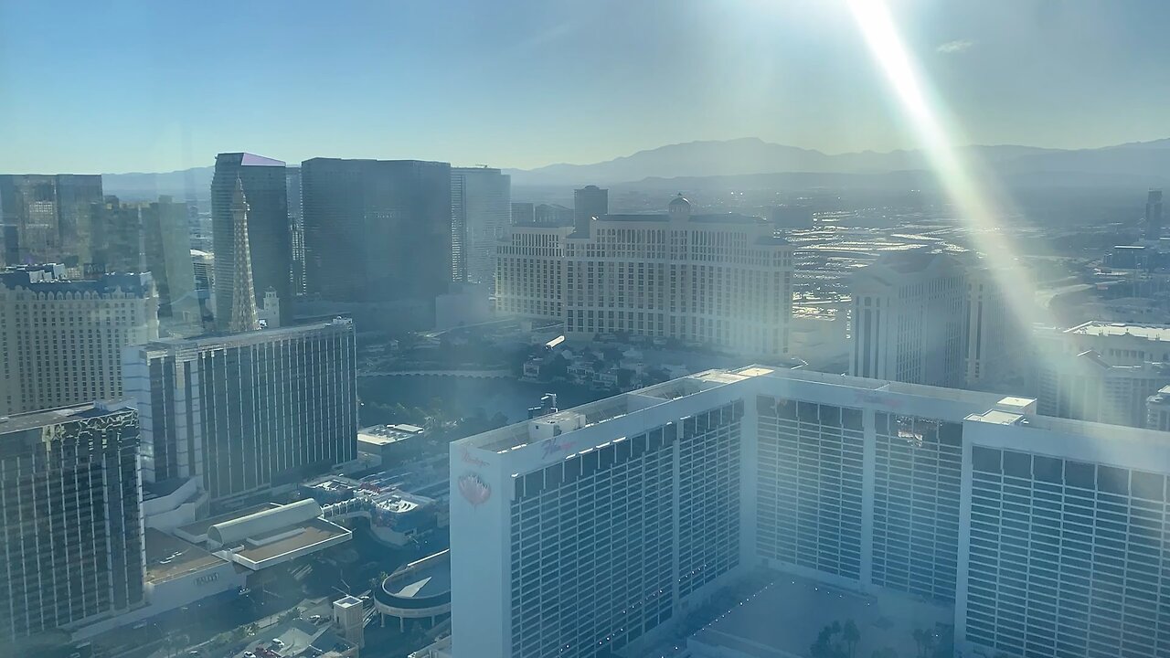 ferris wheel ride with a hreat view of las vegas!