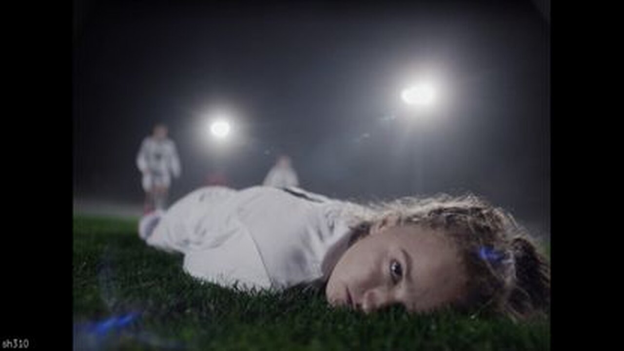 UK Heart Foundation Ad Shows Child Footballer Collapsing on the Pitch