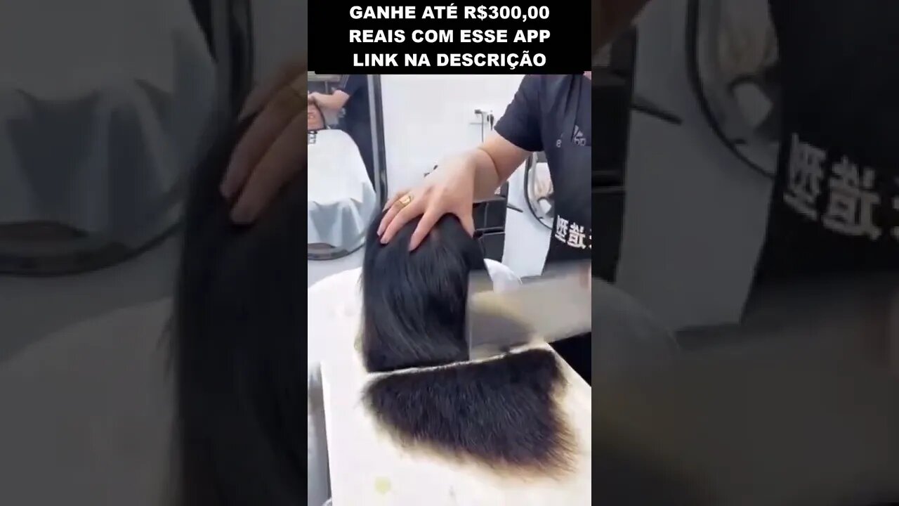 cortando cabelo no açougue