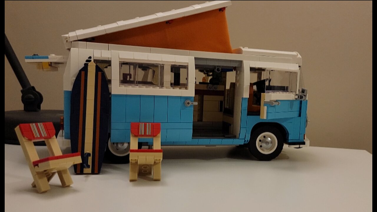 Lego Volkswagen Camper Van Time Lapse Build