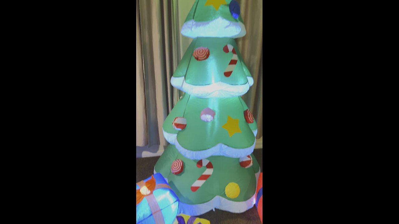 7 FT Christmas Tree Inflatables Outdoor Decoration,Light Up Giant Christmas Tree