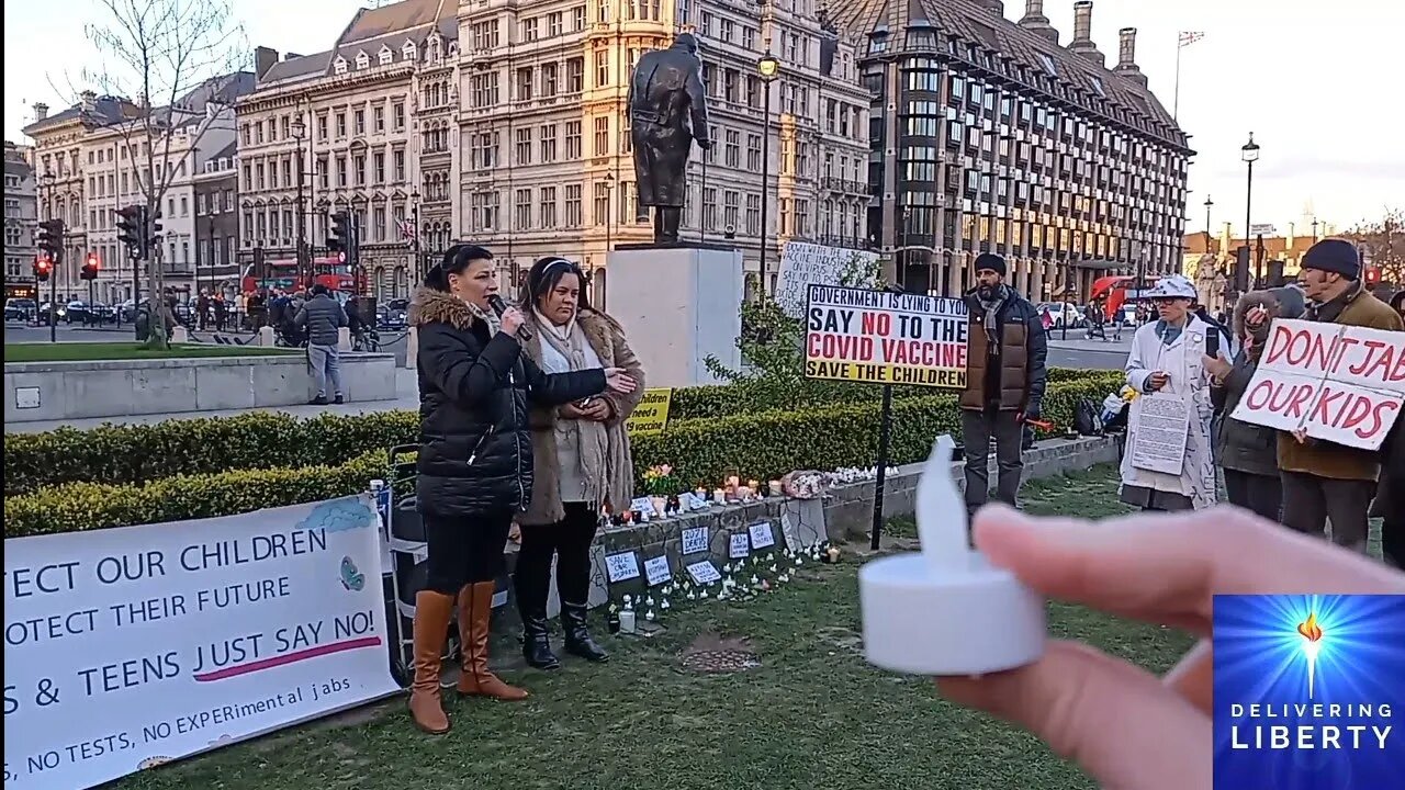 Vigil for 💉 fatalities - #JustSayNo protest
