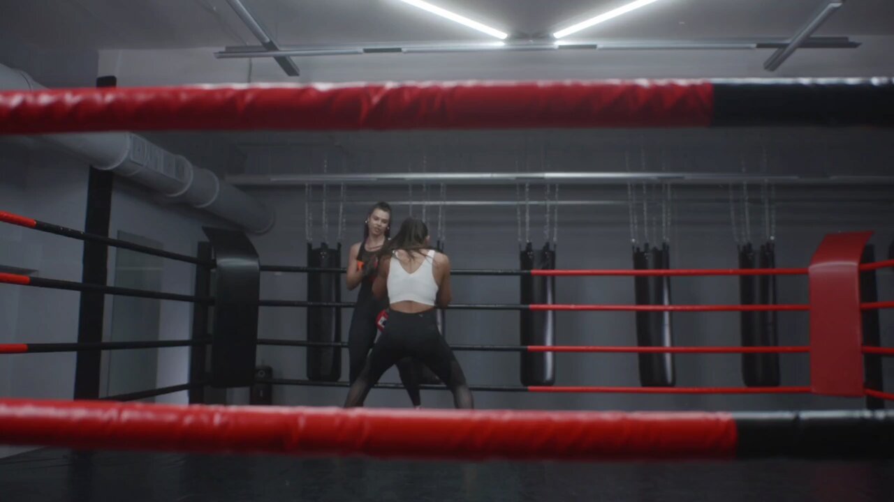 "Empowering Punch: A Boxing Reel Journey to Motivation and Self-Mastery"