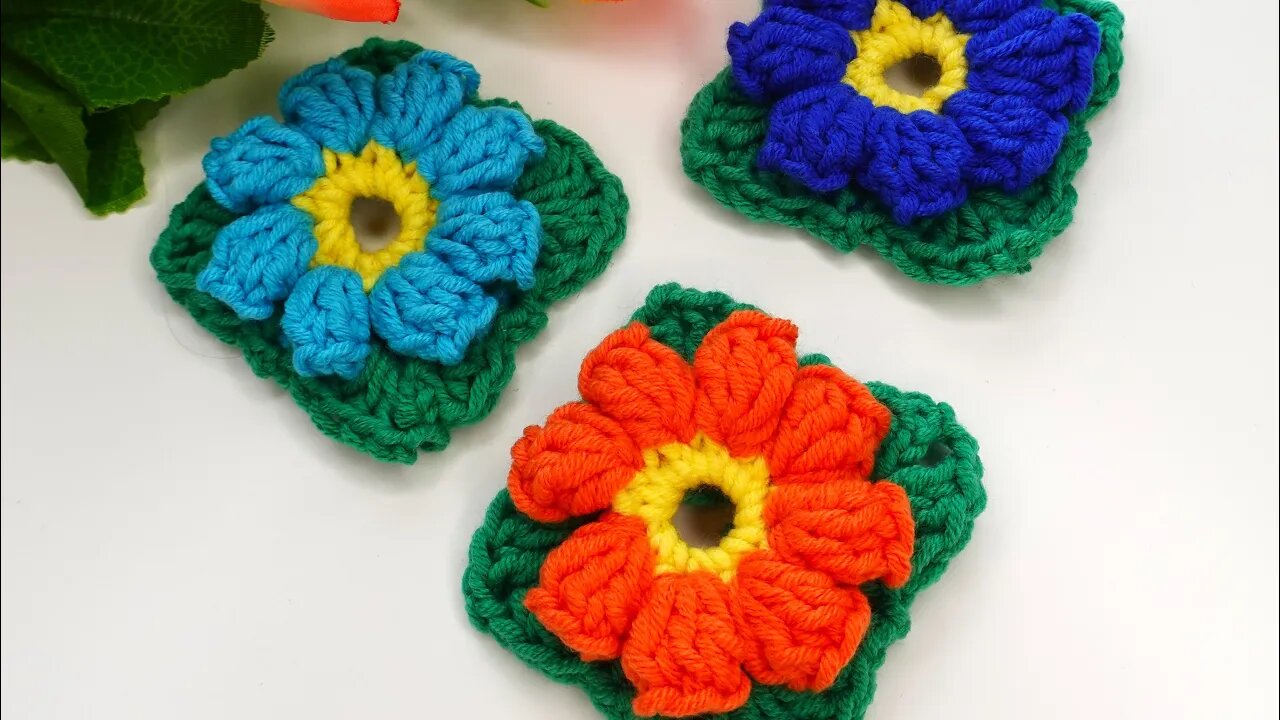 How to crochet flower in square motif for beginners