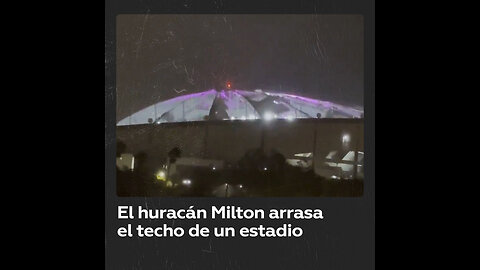 El huracán Milton destroza el techo del estadio Tropicana Field en Florida