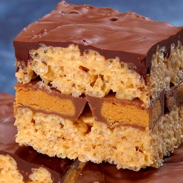 Peanut Butter Cup Stuffed Rice Krispie Treats