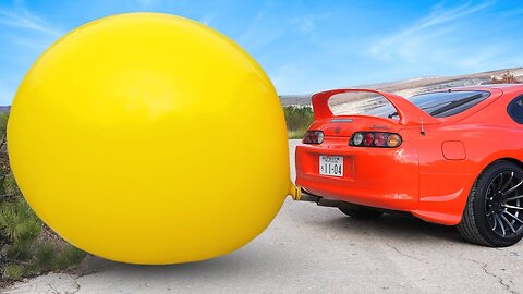 Experiment: Giant BALLOON vs CAR.