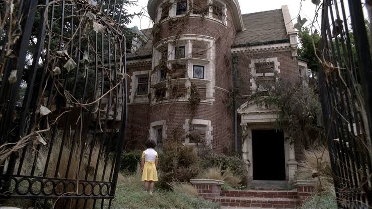 ENTRANDO NA TERRÍVEL MUDER HOUSE DE AMERICAN HORROR STORY - Temp1 Ep1