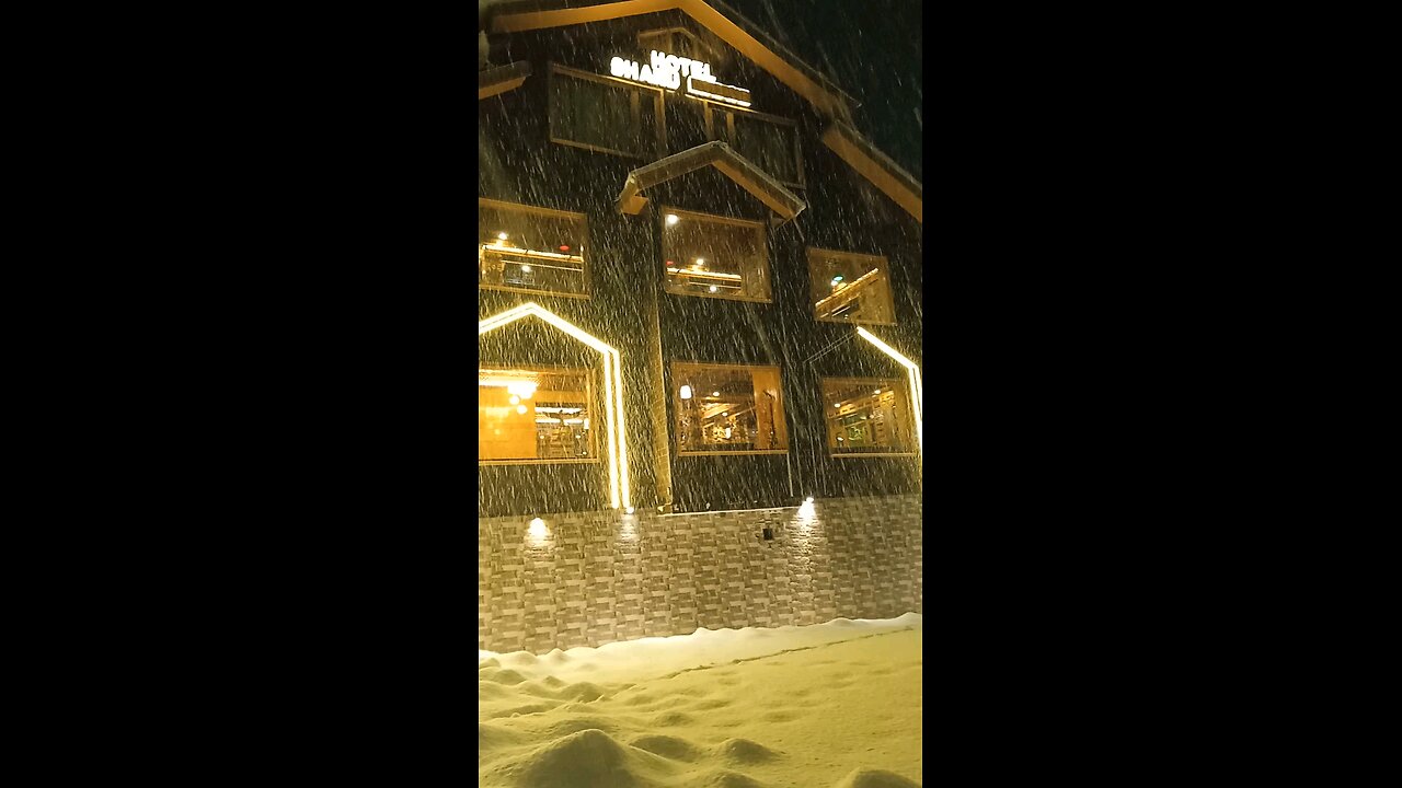 snowfall in gulmarg Kashmir