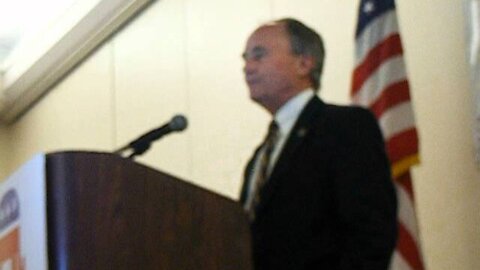 Congressman Charlie Bass speaks at the Nashua Republican city Committee dinner.AVI