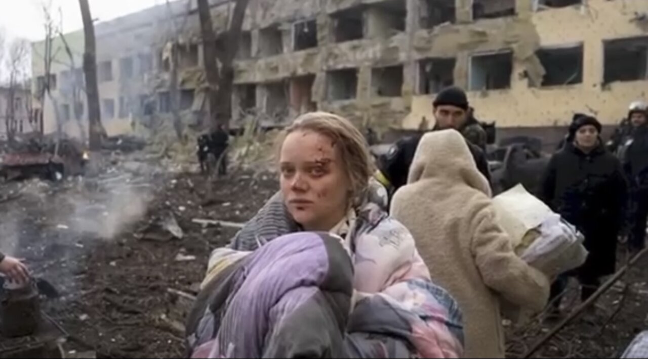 Truth about Ukrainian maternity hospital that Ukraine army blew up