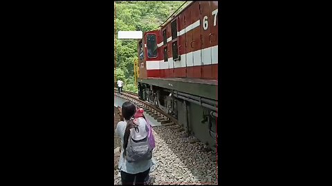 chaldi train cho Mari Shillong