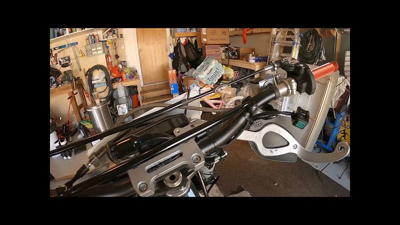 2021.5 GPX Moto TSE250R - SmartCarb, G2 Ergonomics Throttle, Motion Pro Cable Install