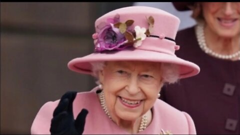 Sugars attack the Queen, Despicable!!!!