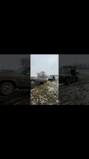 trying to pull the bronco off a trailer #shorts