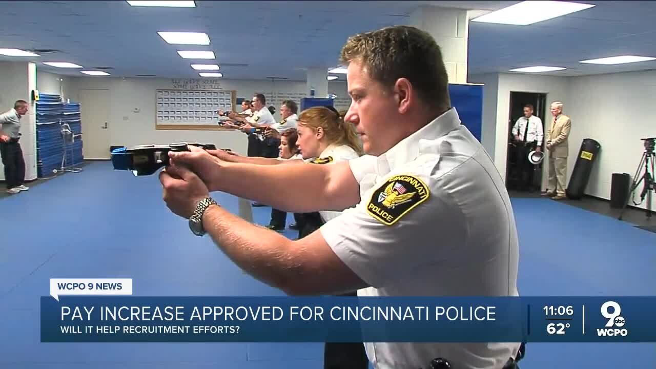 Pay increase approved for Cincinnati police officers