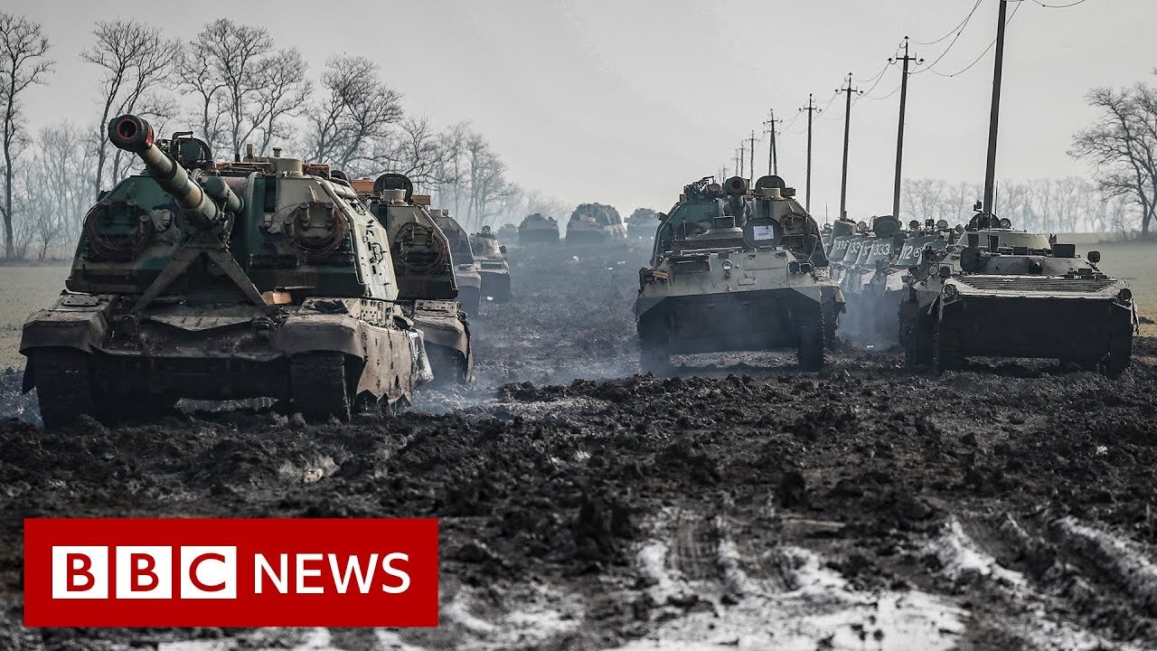 Frontline fighting in Ukraine as government forces advance in Donbas - BBC News