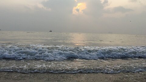 Roaring Tides In Morning Sun Shine