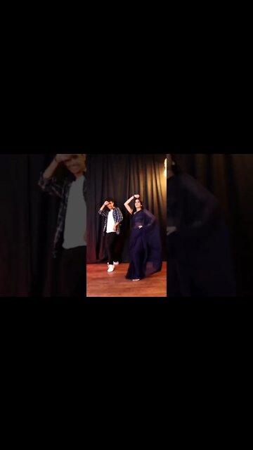 tune Bhi mujhe Kitna bekarar Kiya Hai//girl dance video Instagram #shortsfeed #viral #ytshort