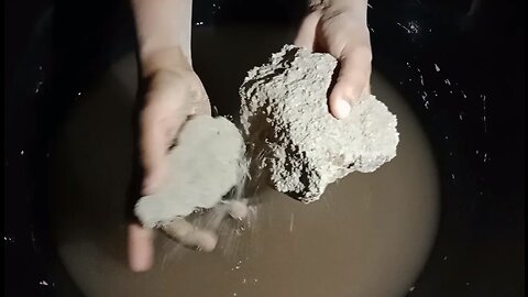 Gritty sand chunk's crumble in water