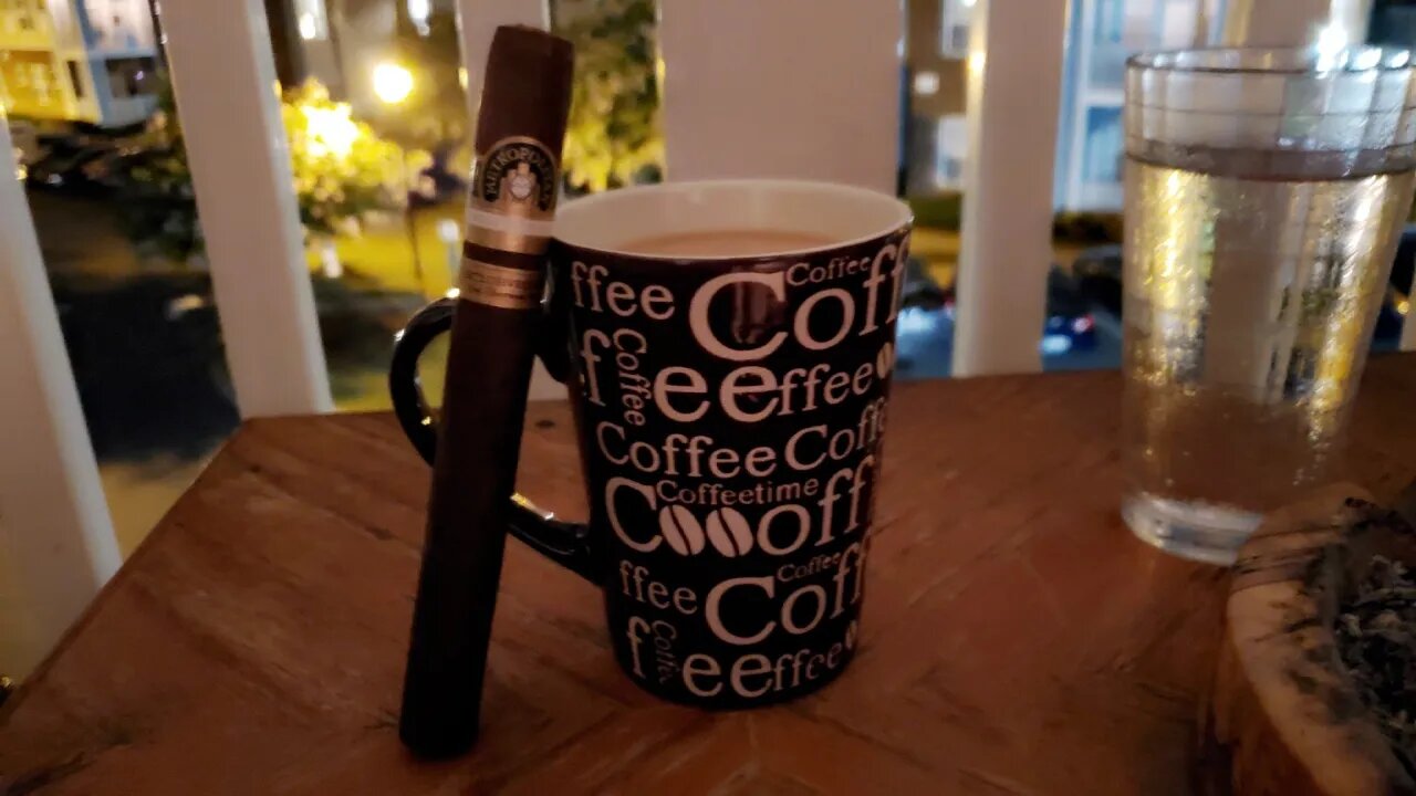 Nat Sherman Metropolitan Host Maduro cigar review